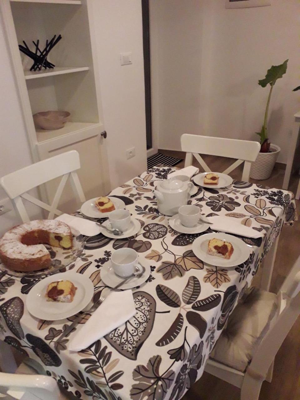 Apartment Nena- Apartman Sa Posebnim Ulazom U Prizemlju, Terasom I Zelenom Okucnicom Rakotule Exterior photo